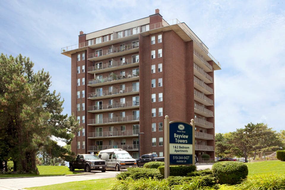 Photos and Video of Bayview Towers in Sarnia, ON