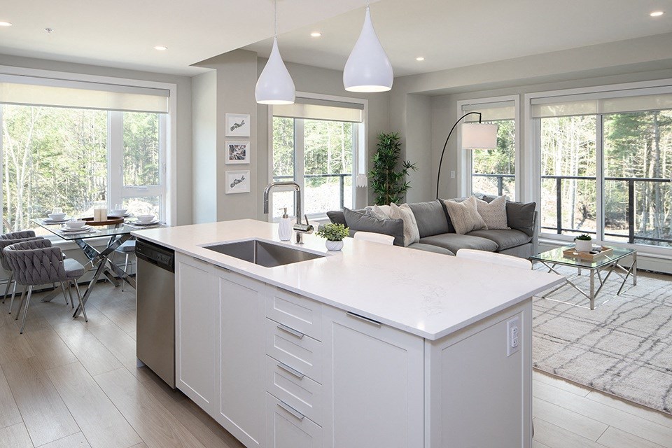 kitchen wit stainless steel appliances at Brookline Apartments in Bedford NS
