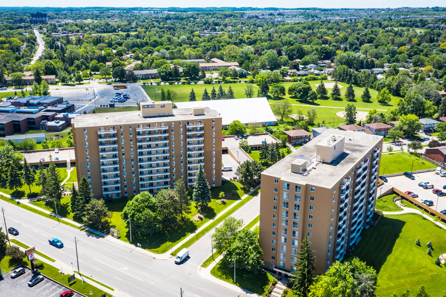 Capitol Hill in Kitchener, ON exterior drone view of property