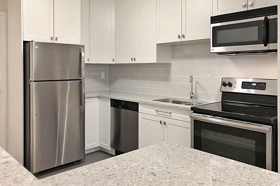 Cedarpoint in Cambridge, ON kitchen includes stainless steel appliances