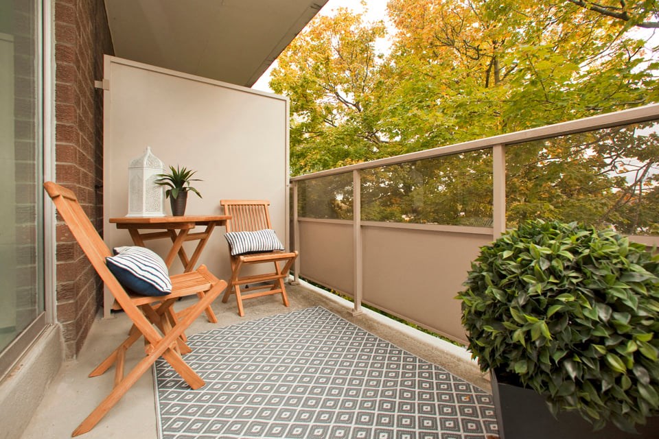 Dorchester Apartments charming balcony with view of surrounding area in Niagara Falls, ON