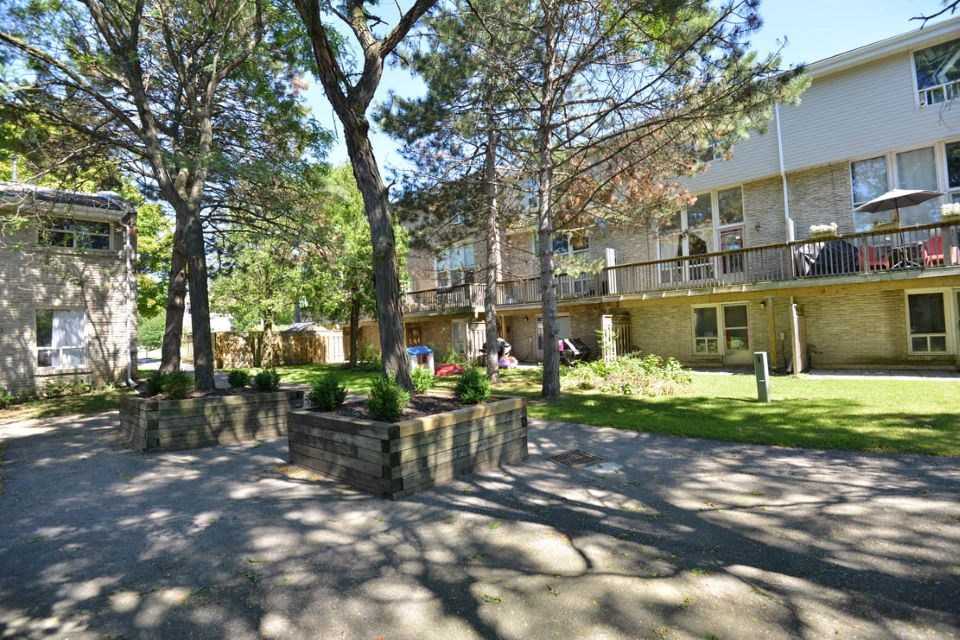 Front of the townhouses  at Creekside Townhomes in Oshawa, ON