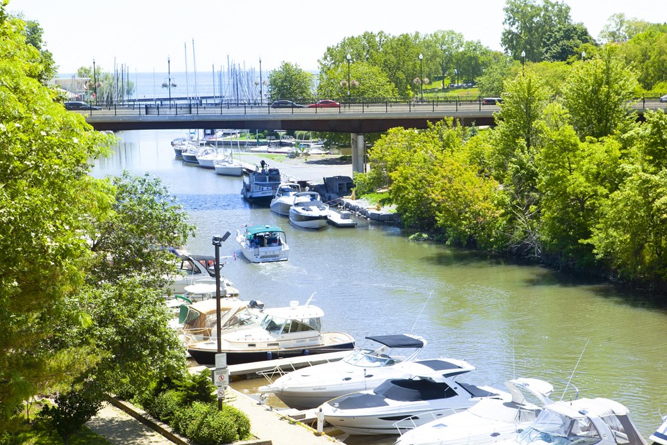 Harbourview Apartments view of nearby Marina in Oakville, ON