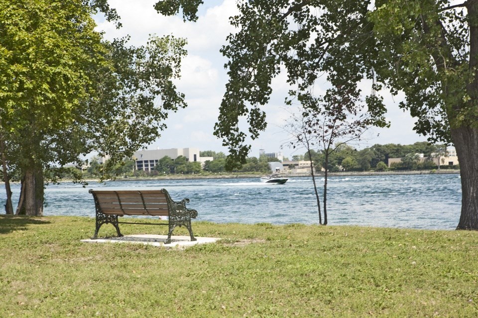 High Street Apartments neighbouring waterfront in Fort Erie, ON