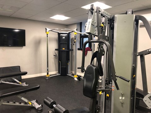 Cedarwoods Tower fitness facility with equipment in Kitchener, ON