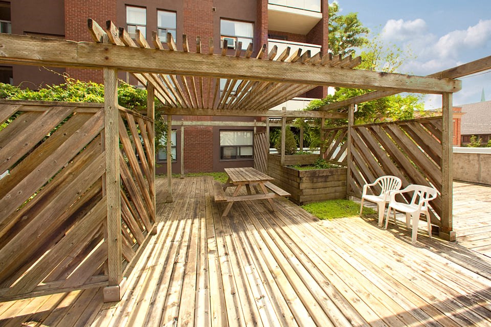 Outdoor terrace at Hillcrest Terrace in St. Catharines, ON