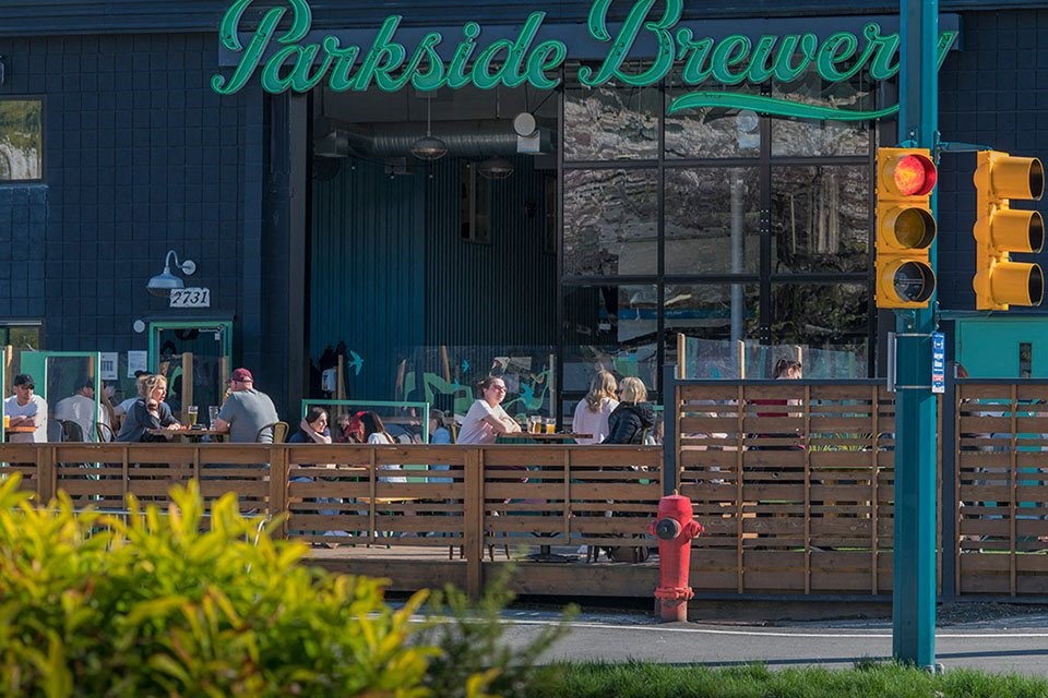 Inlet Glen Apartments in Port Moody, BC near brewers row