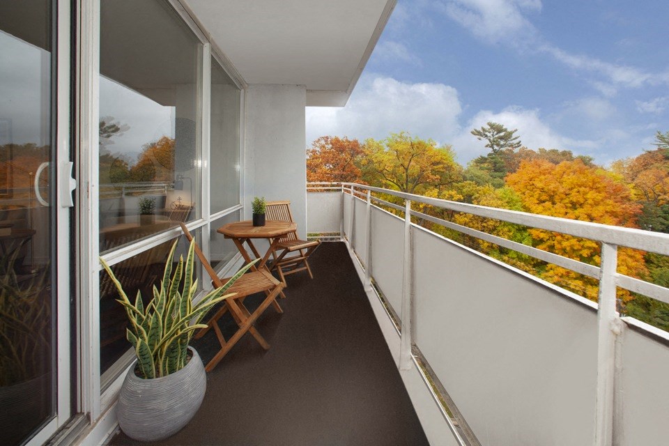 La Salle Towers Large Balcony in Burlington, ON