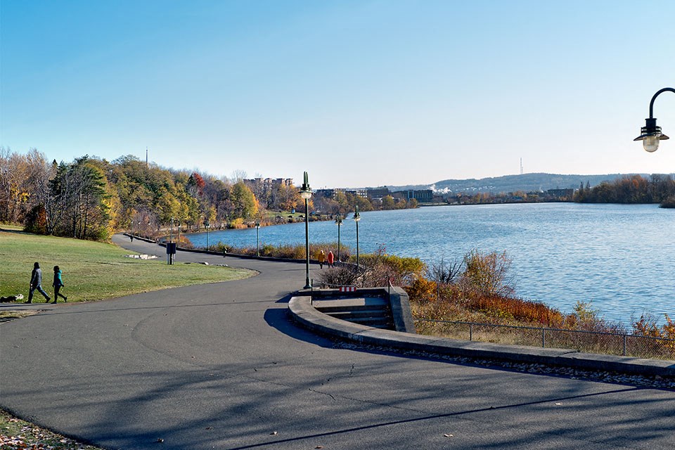 Les Jardins Hauterive in Sherbrooke, QC close proximity to Magog River and Jacques Cartier Park