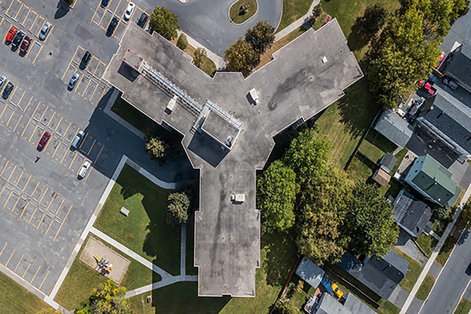 Aerial view of Lornville Apartments showing building structure  in Cornwall, ON