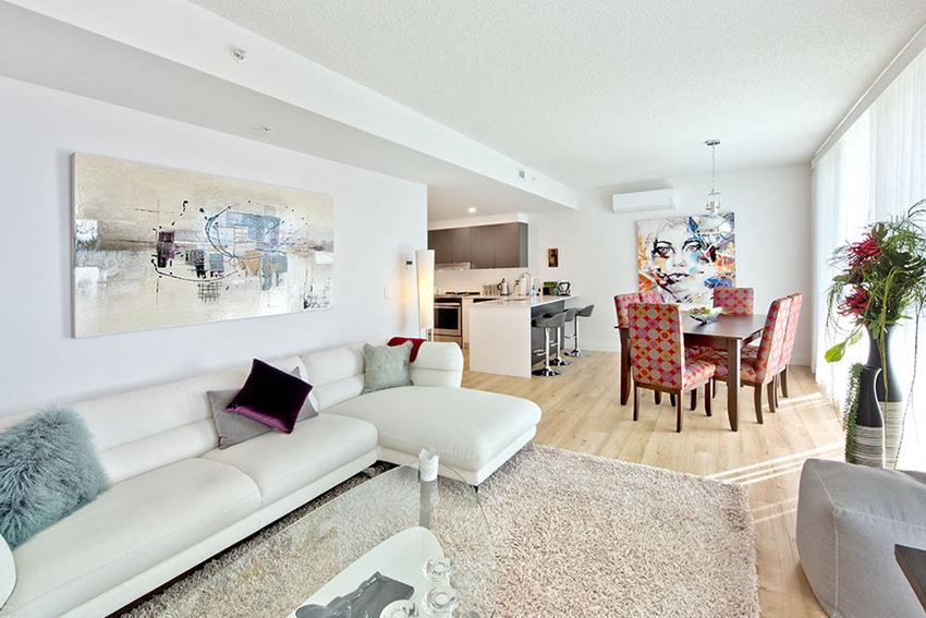 Lumineau Appartements Apartments, 235 Rue Bellevue, Sherbrooke, QC