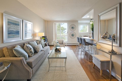 7170 Bruce Avenue 1-2 Beds Apartment for Rent