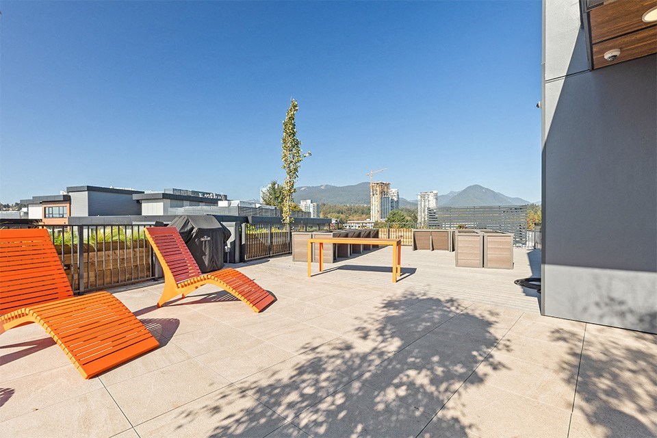 Lynnmour Apartments in North Vancouver, BC Terrace Patio Roof