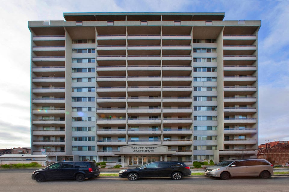 Market Street Apartments exterior of building in Hamilton ON
