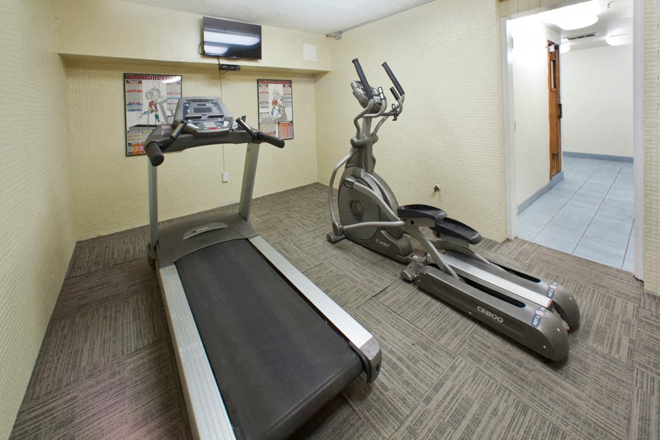 Market Street Apartments Gym with Elliptical and treadmill in Hamilton, ON