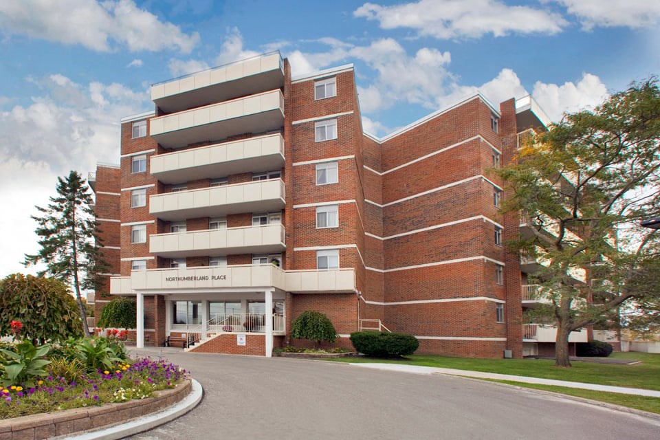 Northumberalnd Place exterior image of front entrance in Port Hope, ON
