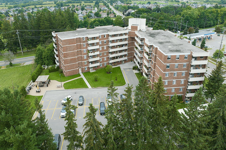 Northumberland Place image of drone exterior of building featuring the lake in Port Hope, ON