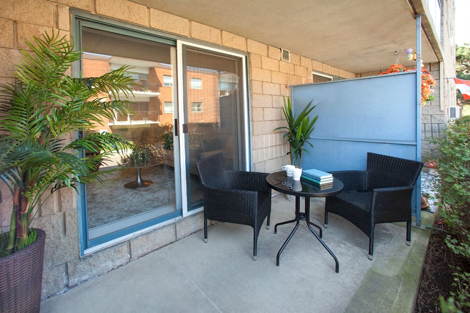 Oakdale Heights balcony in St. Catharines, ON