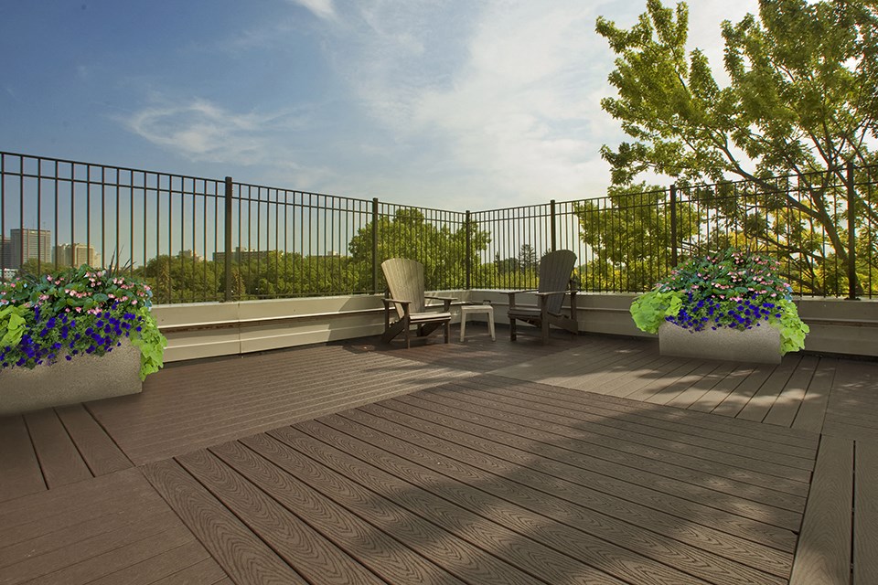 Park Towers Apartments sun deck amenity space located off 7th floor of 10 Beechwood building in London, ON