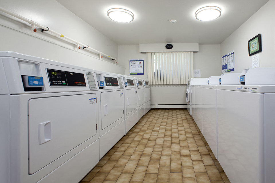 Regency Towers on-site laundry facility in Owen Sound, ON
