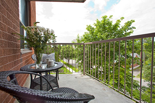 Regency Place balcony in Whitby, ON