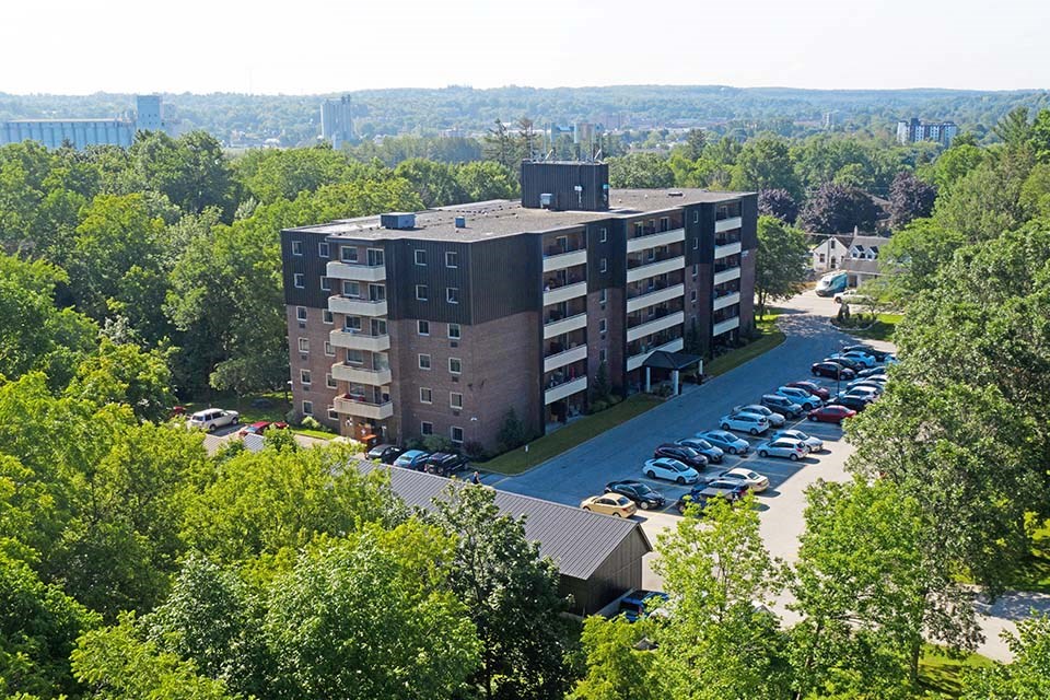 Regency Tower in Owen Sound, ON drone image of building