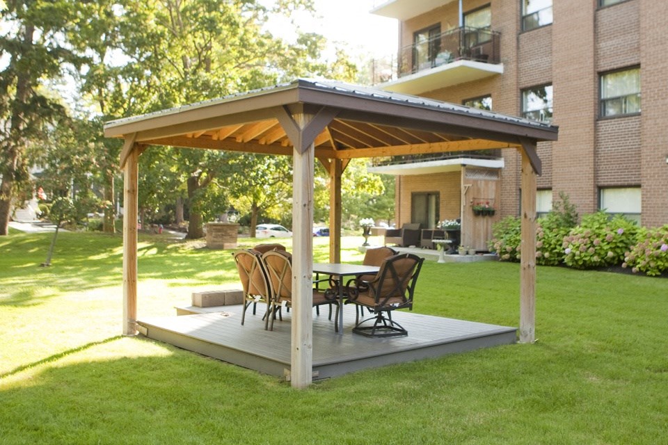 Rockliffe Park Suites building amenity space featuring on-site gazebo in Oakville, ON