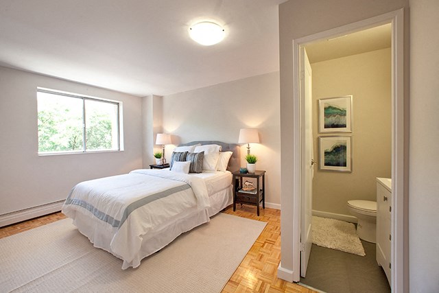 St. Lawrence Village in St. Catharines, ON Bedroom with ensuite bathroom