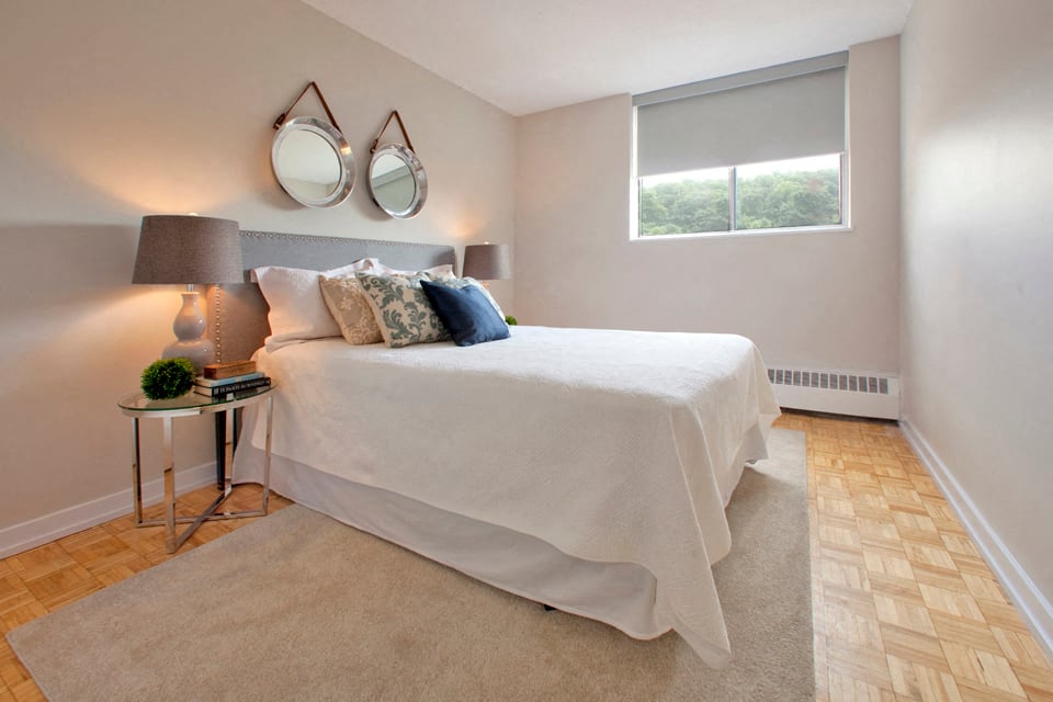 Silvercreek Towers in Georgetown, ON spacious bedroom