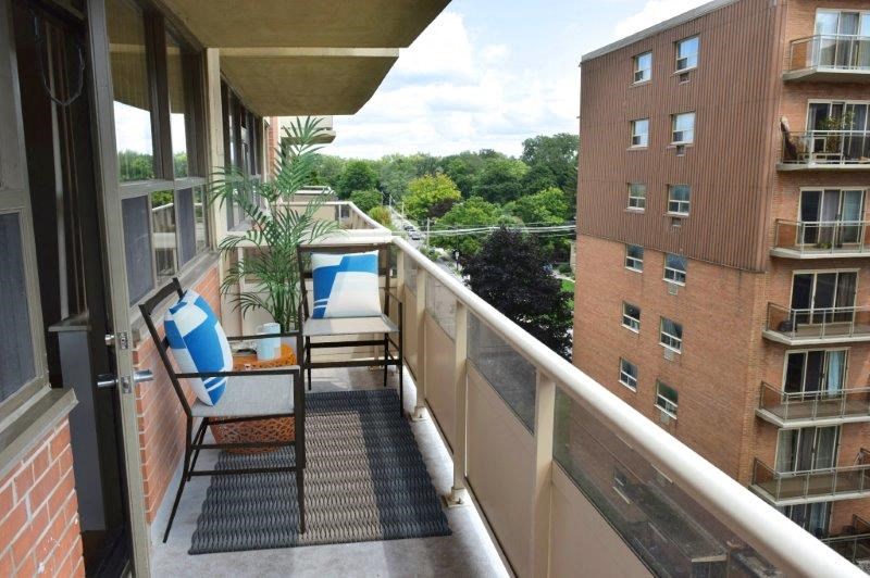 Somerset Place balcony with view of surrounding area in London, ON