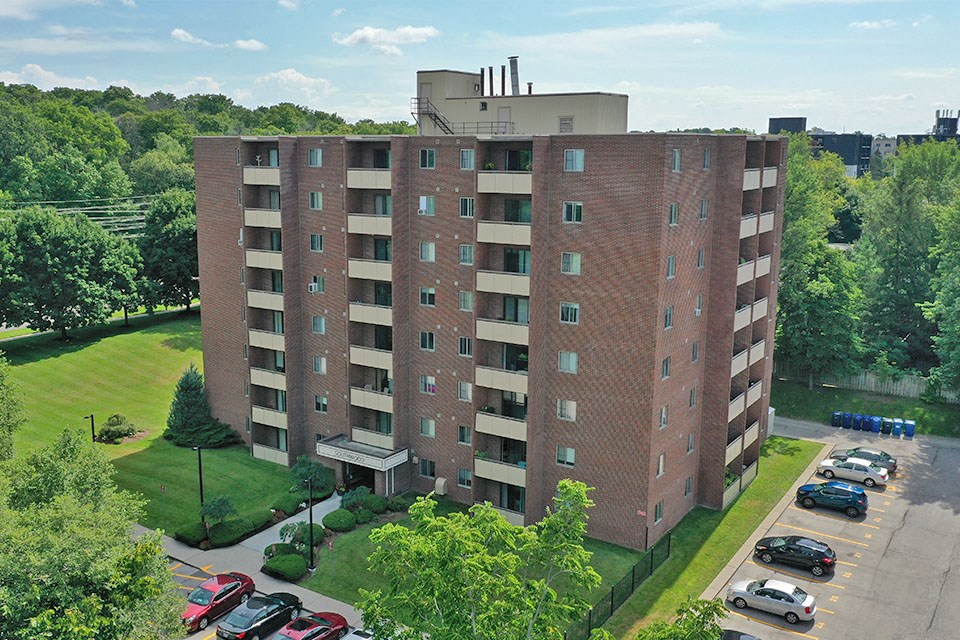 Southwood Apartments in Guelph, ON Front entrance exterior