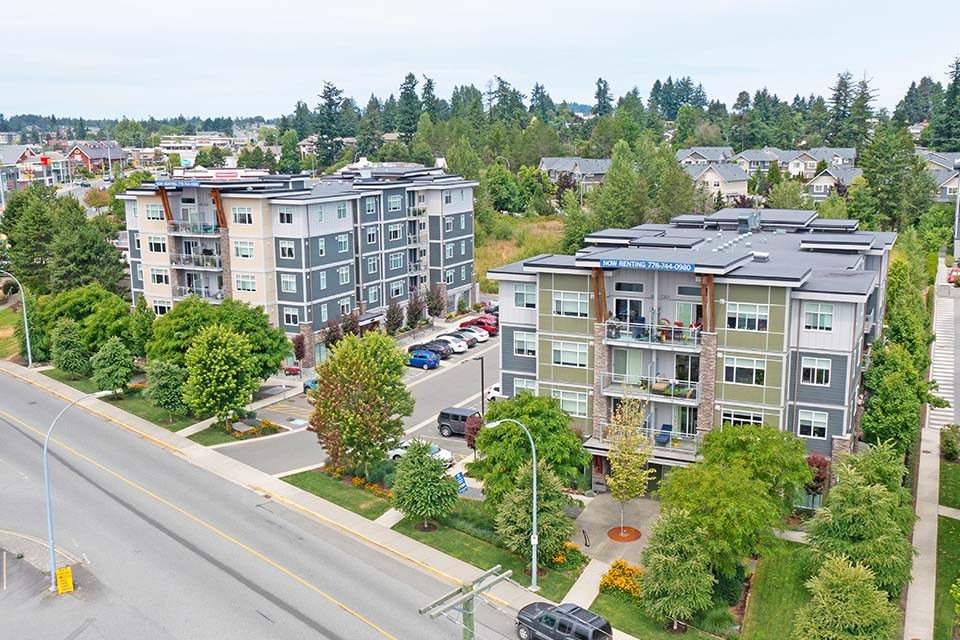 Summerhill Village in Nanaimo, BC drone image of building