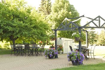 Sunnidale Place in Barrie, ON Patio with gazebo