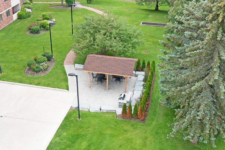 Sunnidale Place in Barrie, ON drone image of gazebo