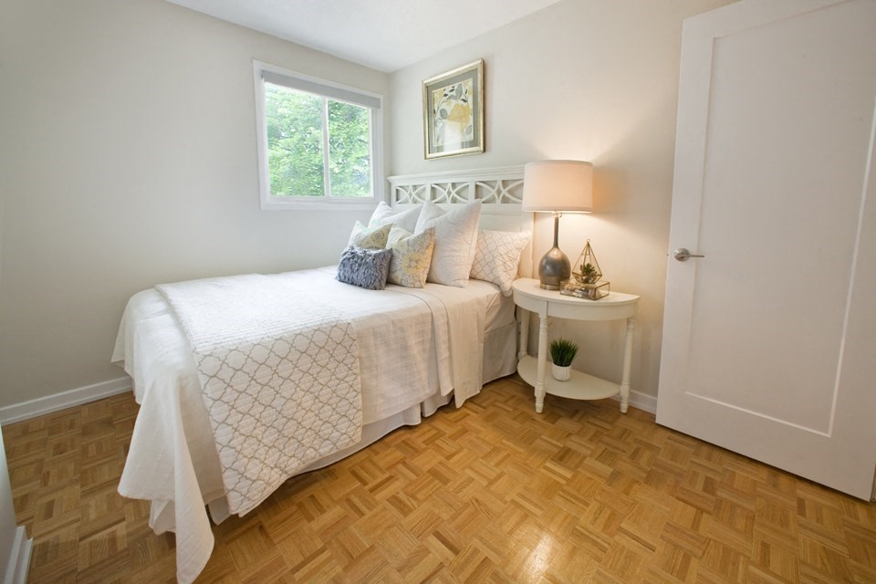 Taunton Terrace in Oshawa, ON bright bedroom with hard surface flooring