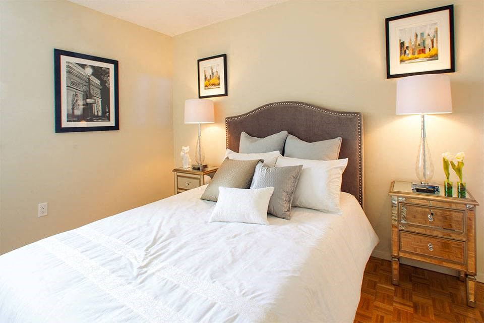 Taunton Terrace in Oshawa, ON spacious bedroom with hard surface flooring