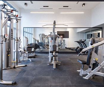 The Taunton Apartments fully equipped fitness facility in Oakville, ON