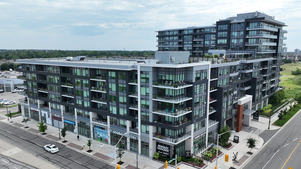 building exterior at The Taunton in Oakville ON