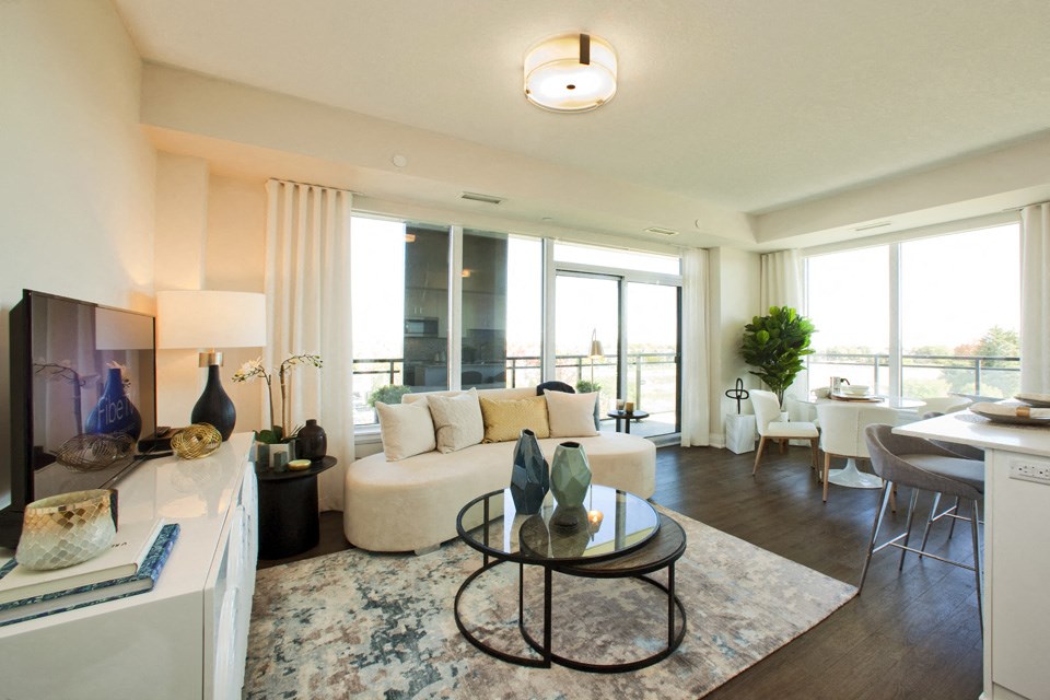 The Taunton in Oakville, ON