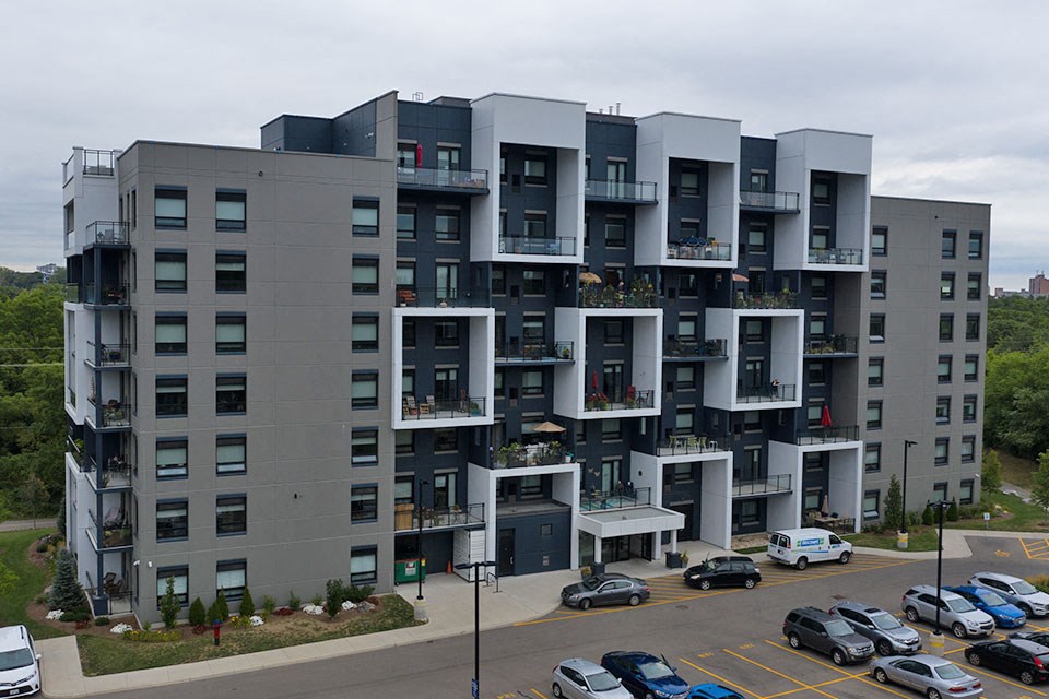 Trio on Belmont exterior image of building in Kitchener, ON