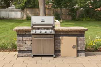 bbq area at Acton Apartments in Acton ON