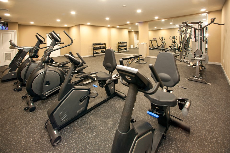 Juliana Place Apartments fully equipped fitness centre in Woodstock, ON