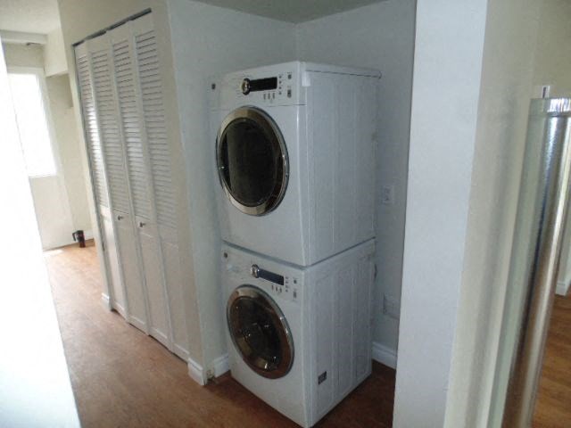 Willowbrook Estates in Brooks, AB ensuite laundry with dryer and washer