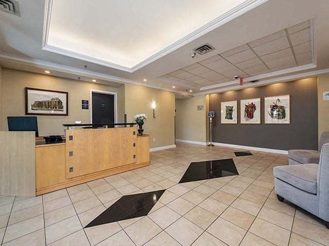 Excelsior Apartments lobby in Montreal, QC