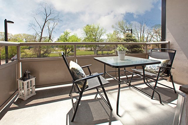 Fairway Towers charming balcony with view of surrounding area in Sarnia, ON