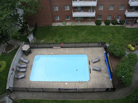 Regency Towers outdoor pool in St. Catharines, ON