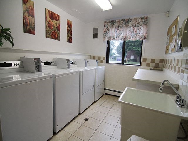 Chestnut Court shared laundry room