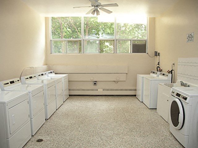 San Remo/Monaco Towers in Toronto, ON shared laundry room