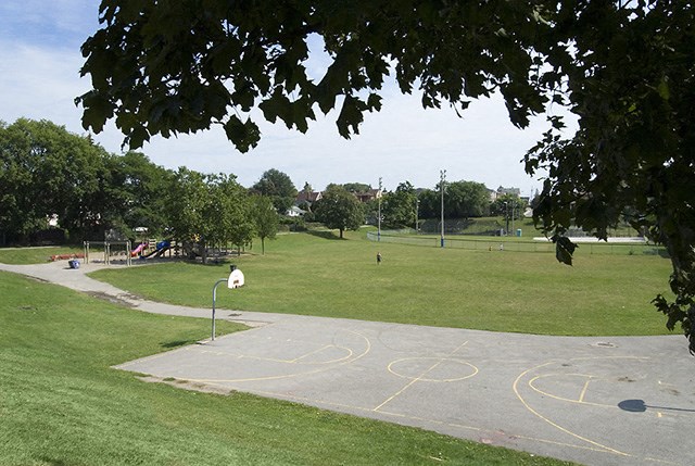 Outdoor recreational activities available nearby