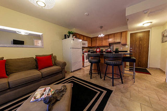 Garden Court in Windsor, ON open concept living room and kitchen